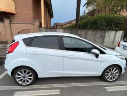 Bianco Usata 2016 Ford Fiesta Titanium Due volumi | 8500 € (Cara)