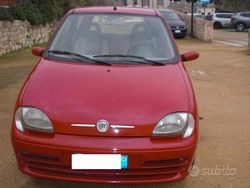 Rosso Usata 2010 Fiat 600 Due volumi | 3700 € (Molto cara)