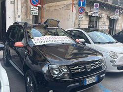 Nero Usata 2014 Dacia Duster Lauréate Station wagon | 8490 € (Cara)