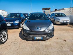 Grigio Usata 2011 Peugeot 206+ Due volumi | 3800 € (Molto cara)