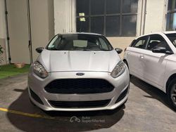 Argento Usata 2016 Ford Fiesta Business Edition Tre volumi | 6499 € (Buon prezzo)