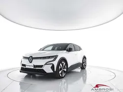 Bianco Usata 2022 Renault Mégane Tre volumi | 25.700 € (Buon prezzo)