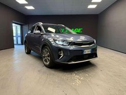 Blu/azzurro Usata 2023 Kia Stonic Style SUV | 13.990 € (Super prezzo)