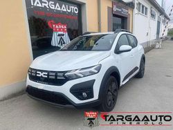 Bianco Nuova 2025 Dacia Sandero Expression Due volumi | 16.950 € (Buon prezzo)