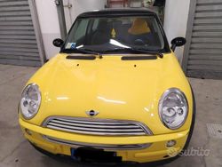 Usata 2003 Mini Cooper Due volumi | 5200 € (Cara)