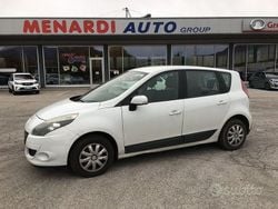 Bianco Usata 2010 Renault Scénic III Monovolume | 1500 € (Ottimo prezzo)