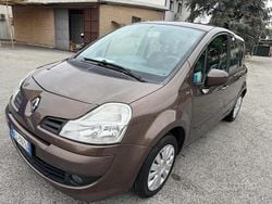Grigio Usata 2011 Renault Grand Modus Monovolume | 2550 € (Ottimo prezzo)