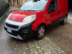 Rosso Usata 2017 Fiat Fiorino Monovolume | 7500 € (Buon prezzo)
