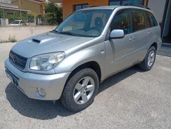 Argento Usata 2005 Toyota RAV4 SUV | 3900 € (Buon prezzo)