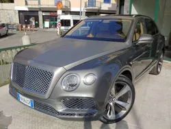 Grigio Usata 2018 Bentley Bentayga Mulliner SUV | 112.500 €