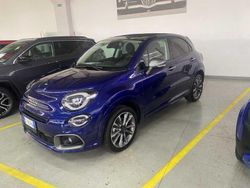 Blu Usata 2024 Fiat 500X Dolcevita SUV | 21.900 € (Buon prezzo)