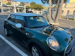 Verde Usata 2015 Mini Cooper Due volumi | 9900 € (Molto cara)