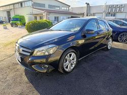 Nero Usata 2015 Mercedes A180 Executive Tre volumi | 12.900 € (Buon prezzo)