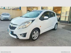 Bianco Usata 2010 Chevrolet Spark LT Due volumi | 4900 € (Molto cara)