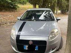 Usata 2009 Fiat Grande Punto Active Due volumi | 2300 € (Buon prezzo)