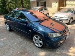 Blu/azzurronero Usata 2001 Opel Astra Coupé | 11.000 €