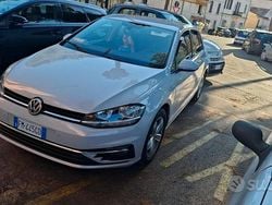 Grigio Usata 2017 VW Golf VII Tre volumi | 17.000 € (Buon prezzo)