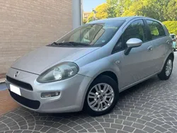 Argento Usata 2012 Fiat Punto Lounge Due volumi | 4800 € (Buon prezzo)