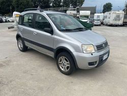 Argento Usata 2005 Fiat Panda 4x4 Climbing Due volumi | 2900 € (Ottimo prezzo)