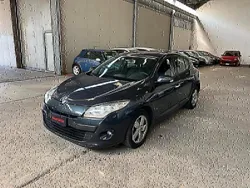 Grigio Usata 2009 Renault Mégane III Dynamique Tre volumi | 4700 € (Buon prezzo)