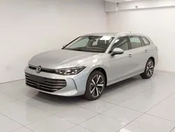 Grigio Nuova 2024 VW Passat Business Tre volumi | 47.500 € (Buon prezzo)