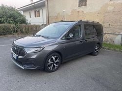 Grigio Usata 2022 Ford Tourneo Connect Monovolume | 23.900 € (Buon prezzo)