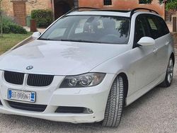Bianco Usata 2009 BMW 320 Comfort Edition Station wagon | 4900 € (Buon prezzo)
