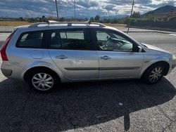 Grigio Usata 2006 Renault Mégane II Due volumi | 1300 € (Buon prezzo)