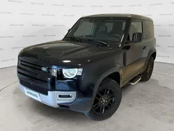 Santorini black Usata 2023 Land Rover Defender S SUV | 59.500 € (Super prezzo)