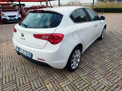 Bianco Usata 2016 Alfa Romeo Giulietta Progression Tre volumi | 6950 € (Buon prezzo)
