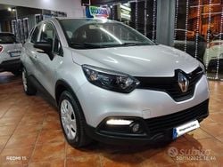 Grigio Usata 2017 Renault Captur Zen SUV | 9900 € (Buon prezzo)