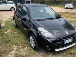 Usata 2010 Renault Clio II | 2200 €