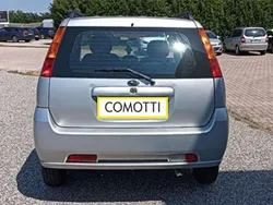 Argento Usata 2006 Subaru Justy Due volumi | 4400 € (Cara)