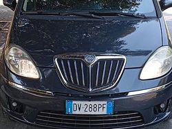 Grigio Usata 2009 Lancia Musa Monovolume | 3500 € (Cara)