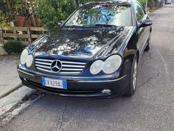 Usata 2004 Mercedes CLK270 Elegance Coupé | 2650 € (Buon prezzo)