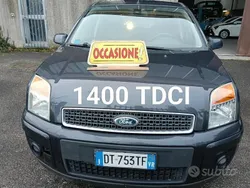 Usata 2008 Ford Fusion Due volumi | 2550 € (Buon prezzo)