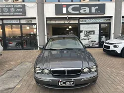 Grigio pastello Usata 2003 Jaguar X-type Executive Tre volumi | 5900 € (Cara)