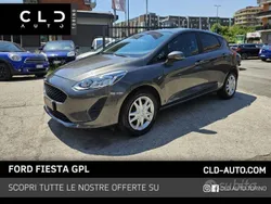 Grigio Usata 2018 Ford Fiesta Due volumi | 6900 € (Super prezzo)