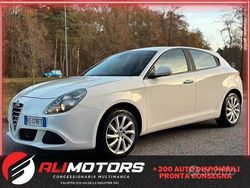 Bianco Usata 2016 Alfa Romeo Giulietta Distinctive Tre volumi | 7990 € (Buon prezzo)