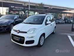 Bianco Usata 2014 Fiat Panda Tre volumi | 6990 € (Buon prezzo)