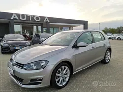 Grigio Usata 2013 VW Golf VII Highline Tre volumi | 13.400 € (Buon prezzo)