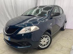 Blu Usata 2016 Lancia Ypsilon Silver Due volumi | 7900 € (Buon prezzo)
