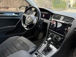 Grigio Usata 2017 VW Golf VII Tre volumi | 11.500 € (Buon prezzo)