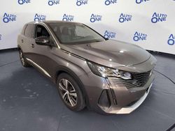 Grigio Usata 2023 Peugeot 3008 Allure SUV | 19.900 € (Ottimo prezzo)