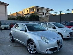 Argento Usata 2011 Alfa Romeo MiTo Distinctive Due volumi | 1990 € (Super prezzo)