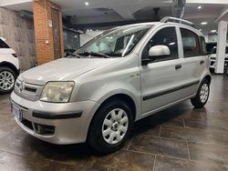 Grigio Usata 2011 Fiat Panda Emotion Due volumi | 4490 € (Ottimo prezzo)