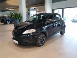 Nero Usata 2015 Lancia Ypsilon S Due volumi | 8500 € (Buon prezzo)