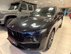 Nero Usata 2017 Maserati Levante SUV | 29.990 € (Buon prezzo)