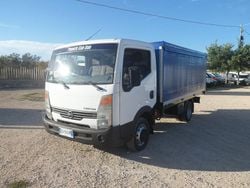 Bianco Usata 2011 Nissan Cabstar Pick-up | 12.000 € (Buon prezzo)