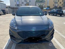 Grigio Usata 2022 Ford Kuga ST-Line SUV | 18.300 € (Ottimo prezzo)